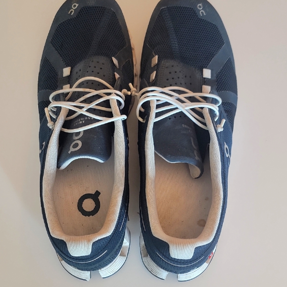 On Running Men's Black Athletic Shoes